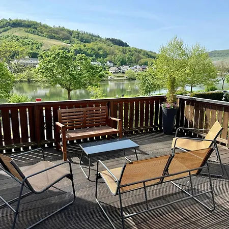 Ferienhaus Am Moselradweg Zell an der Mosel Exterior photo